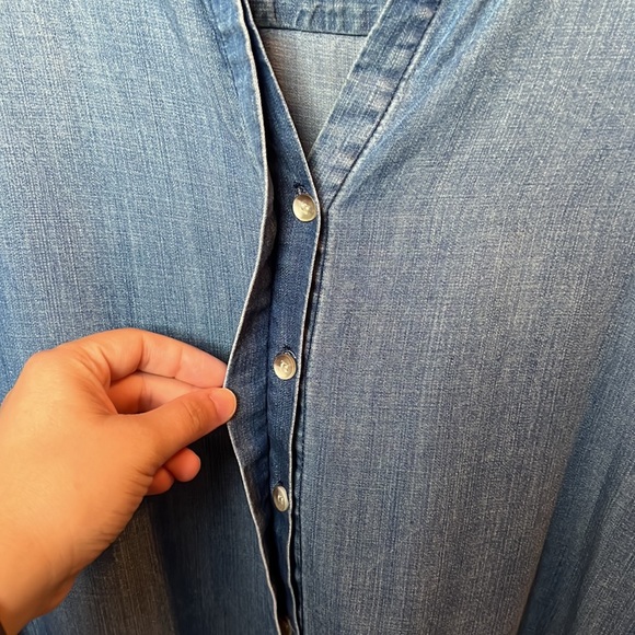 Tie front relaxed denim crop top - Picture 4 of 5